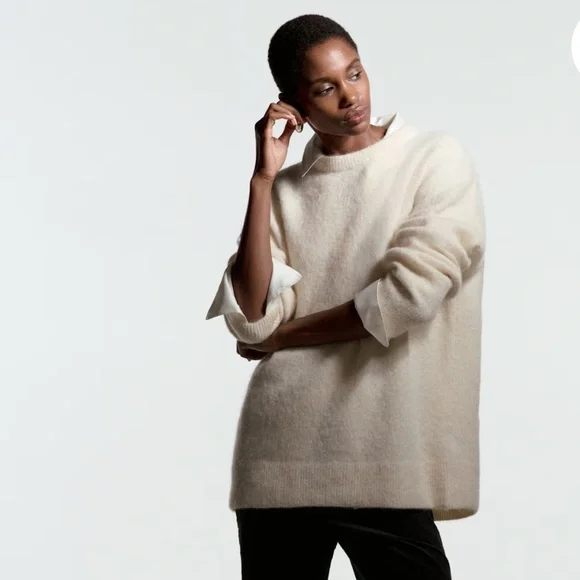 Cozy Cream Sweater - Picture 5 of 5